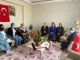 Dürdane Beyoğlu’ndan şehidin ailesine vefa ziyareti