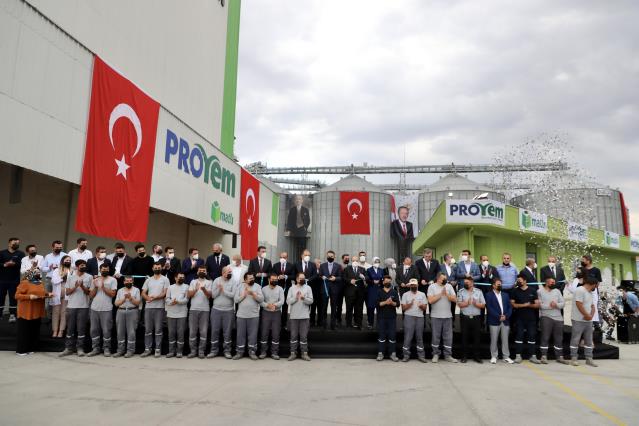 Bakanlar Varank ve Pakdemirli’nin katılımıyla Proyem Polatlı Yem Fabrikası açıldı