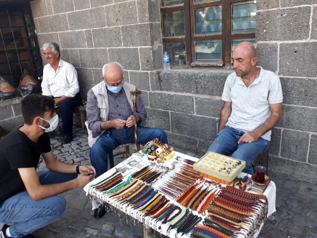 Diyarbakır Ulu Camii’nin gözde tespihçileri