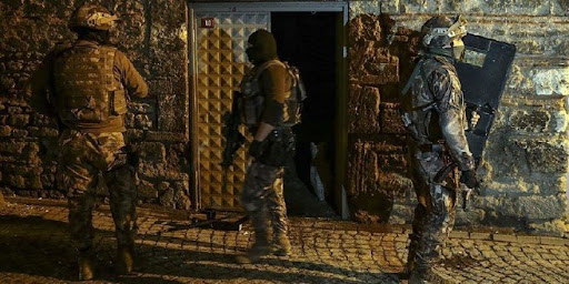 Diyarbakır merkezli 5 ildeki terör operasyonunda yakalanan 6 zanlı tutuklandı