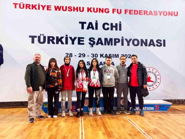 Diyarbakırlı kız kardeşler Wushu Kung-Fu şampiyonasında derece elde etti