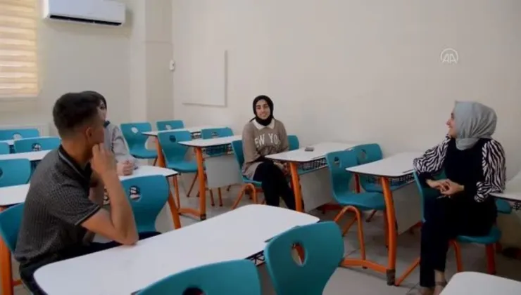 Diyarbakır’da akademi liselerinden yararlanan 800 öğrenci üniversiteye yerleşti
