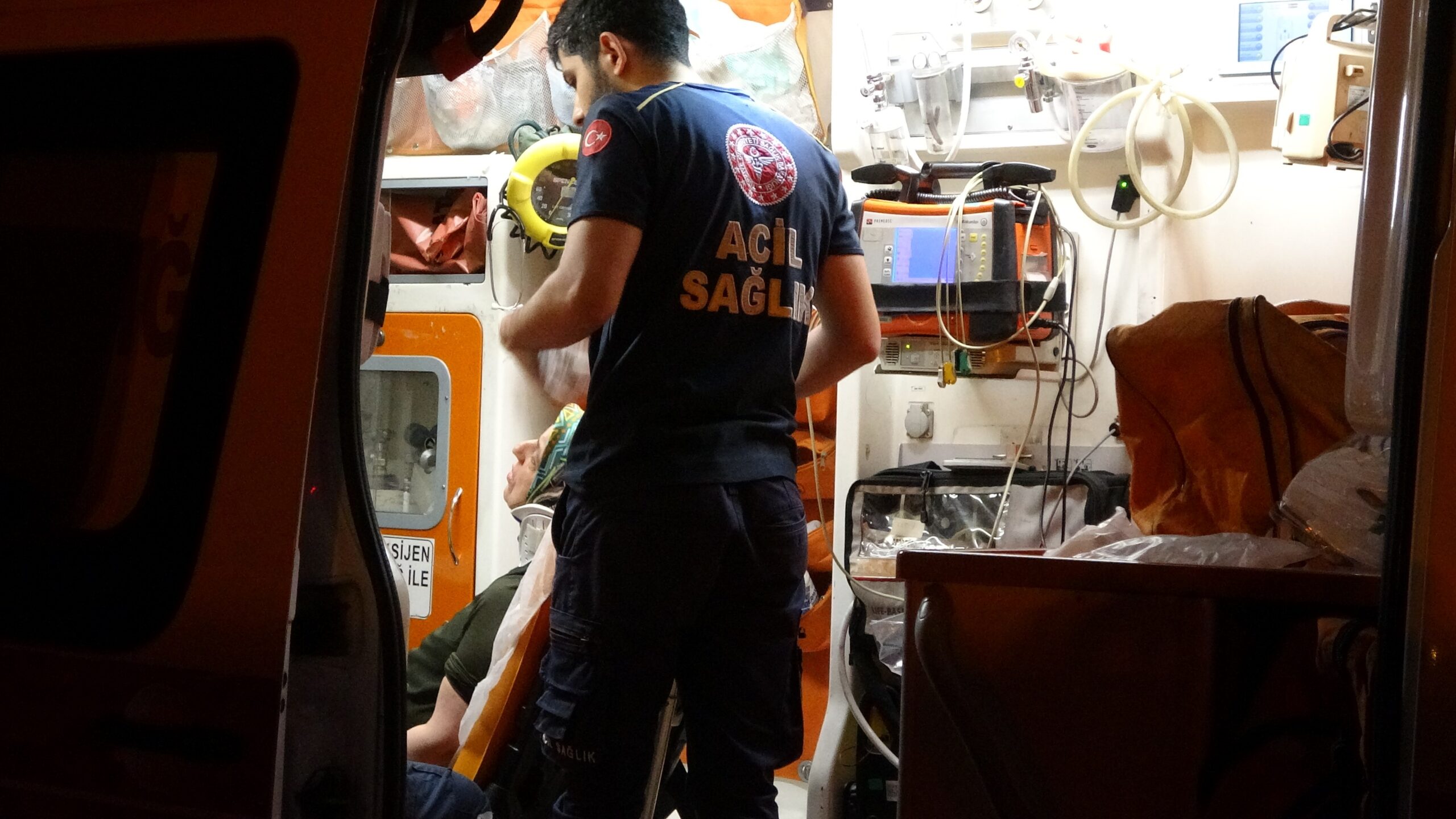 Diyarbakır Kayapınar’da 3 Otomobilin Karıştığı Kazada 2 Kişi Hafif Yaralandı