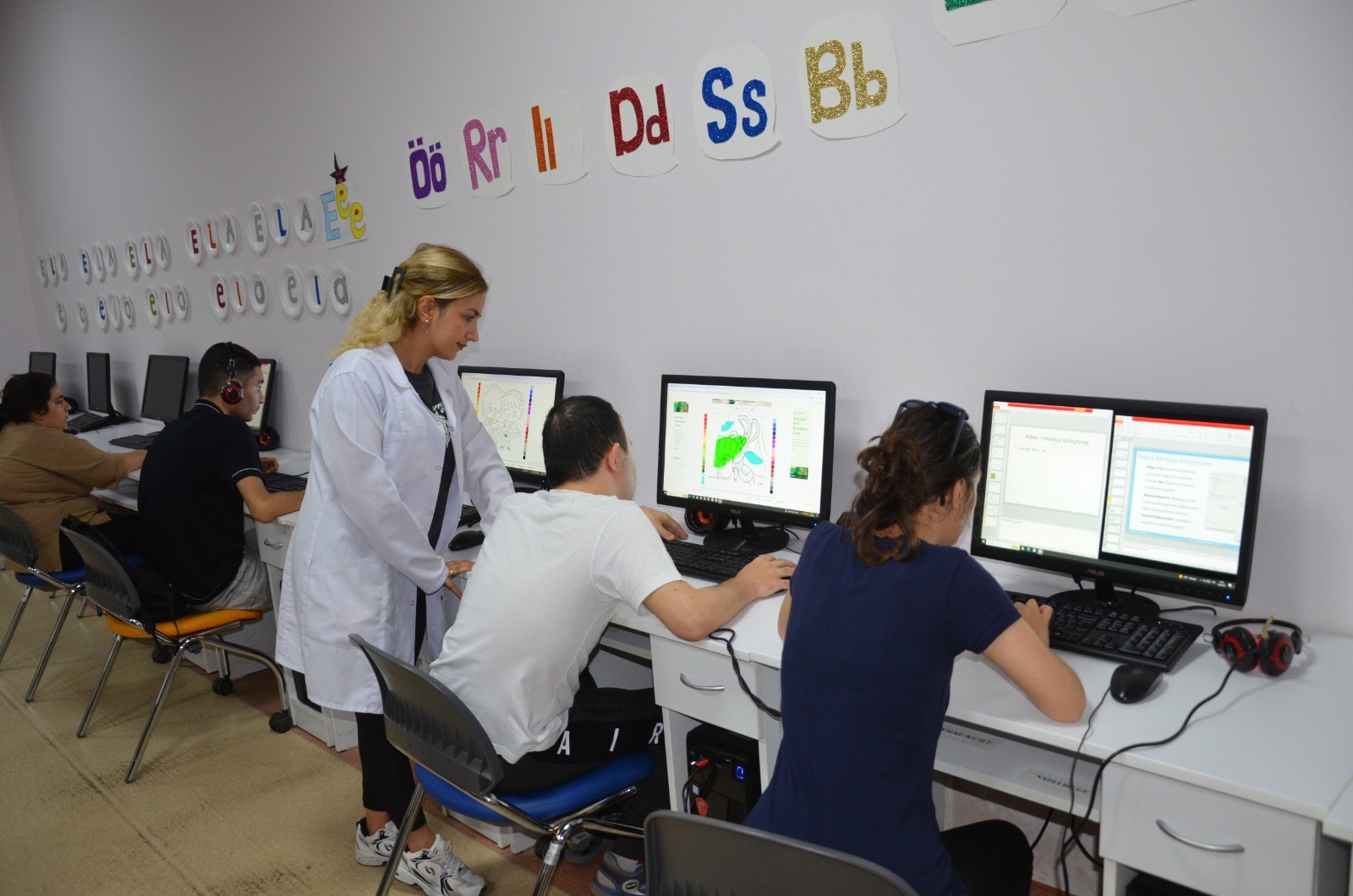 Diyarbakır’da Engelli Bireyler için Aktif Yaşam Merkezi Hizmete Açıldı