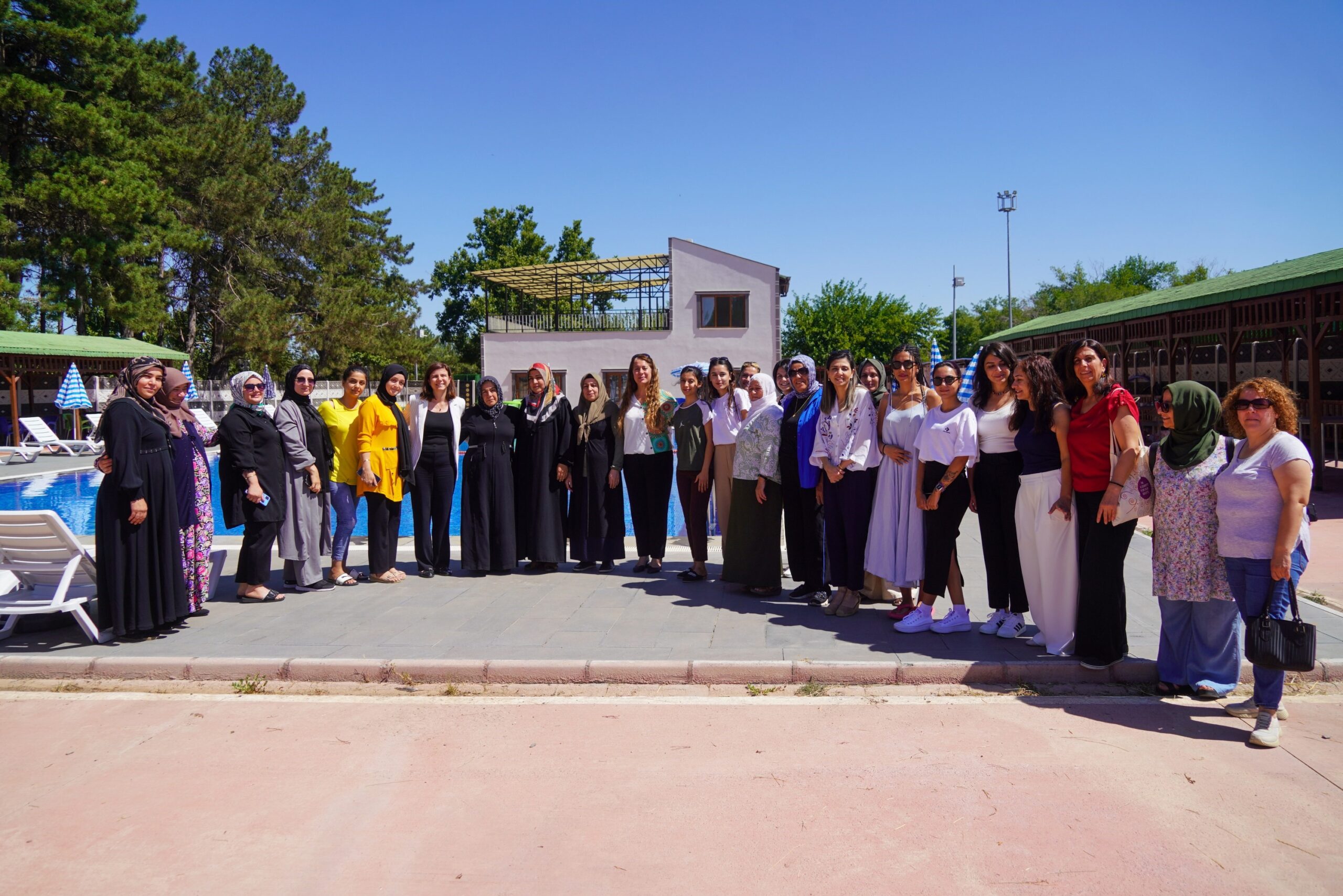 Diyarbakır’da Kadınlara Yüzme Kursu: 126 Kadın Havuzdan Faydalandı