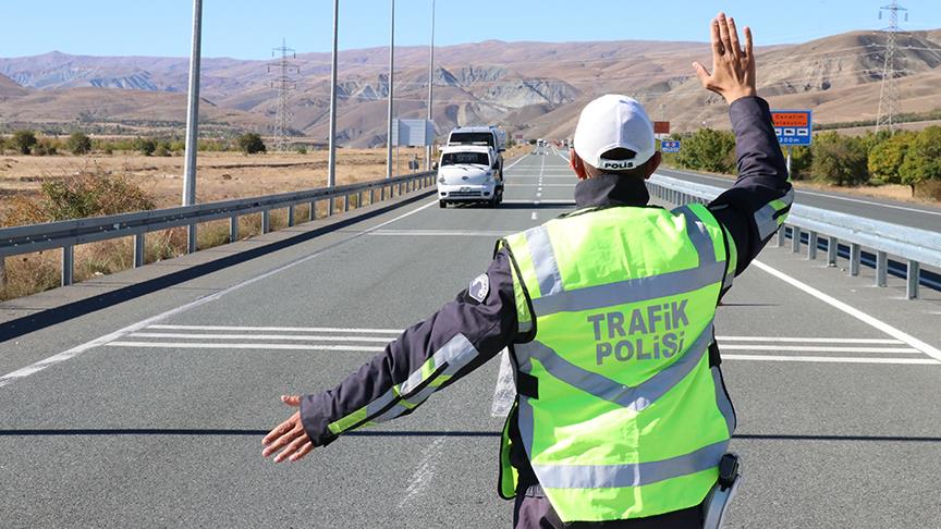 Bir haftada 515 bin araç denetlendi