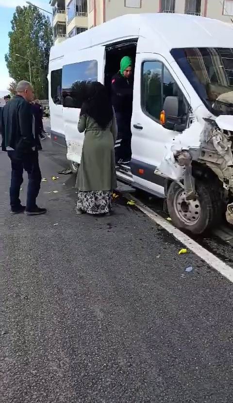 Elazığ’da kaza: 3 yaralı