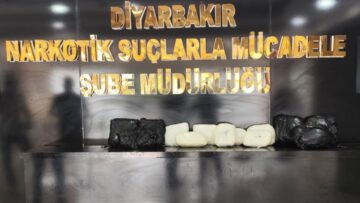 Diyarbakır’da havalimanı personeli uyuşturucudan yakalandı