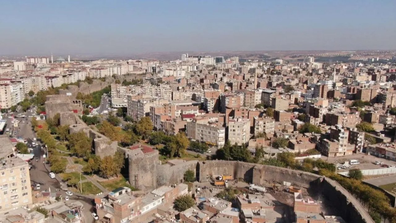 Diyarbakır’da 2 cadde 7 gün trafiğe kapatılacak