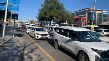 Diyarbakır’da provalar trafiği felç etti