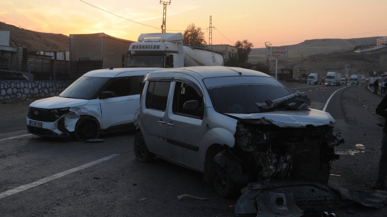 Şırnak’ta zincirleme kaza: 2 yaralı