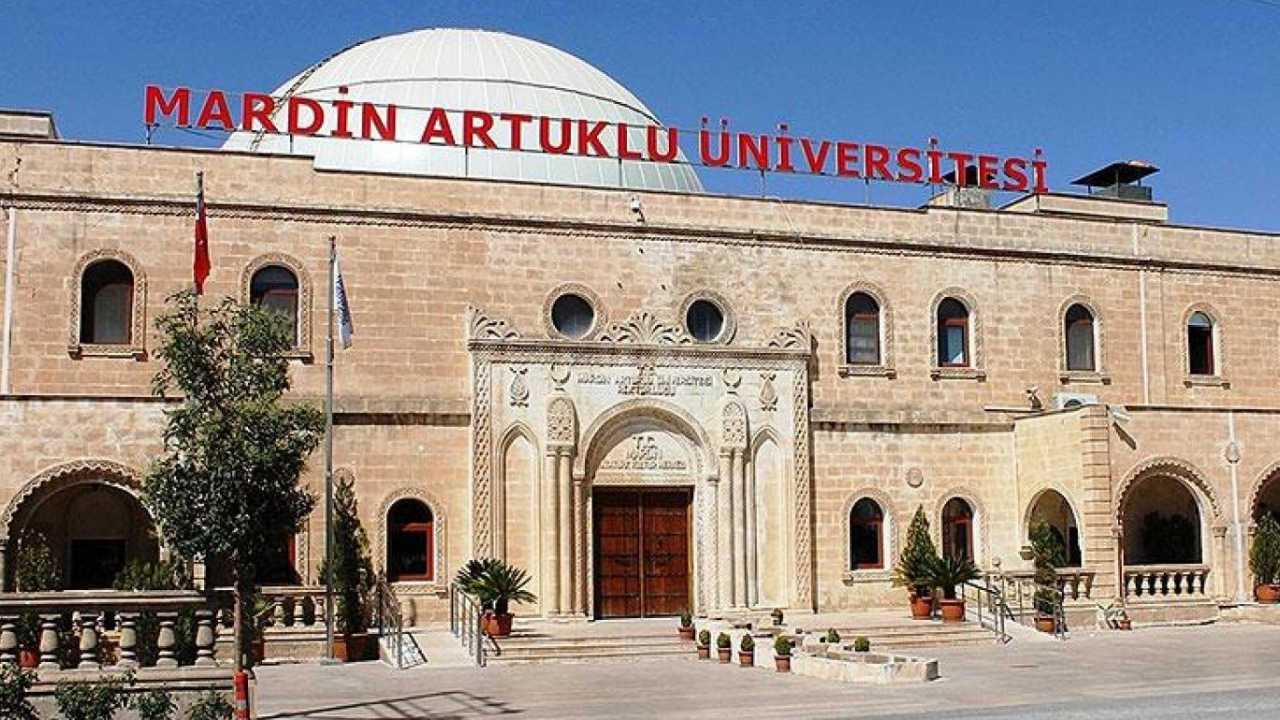 Mardin Üniversitesi Rektörlüğü’nden ‘tarihi geçmiş tavuk eti’ açıklaması