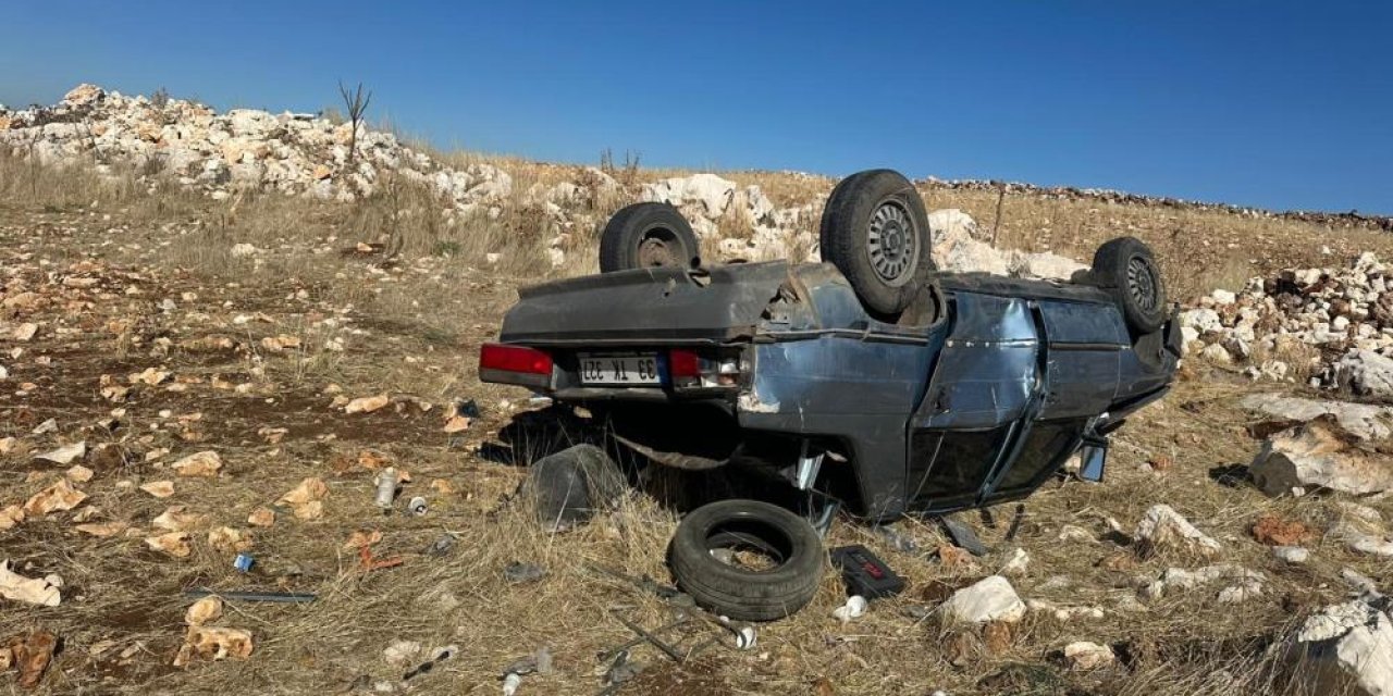 Mardin’de otomobil devrildi: 2 yaralı