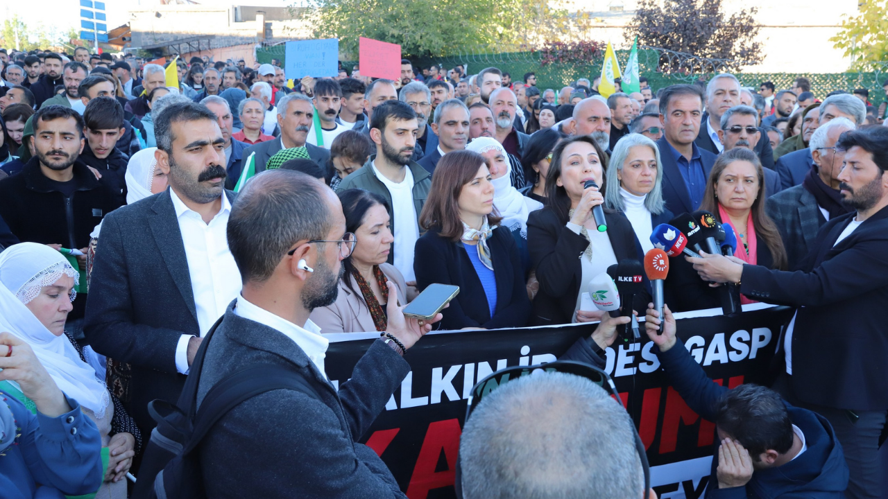 Diyarbakır’da kayyım protestosu: ‘Yasadışı bir uygulamadır’