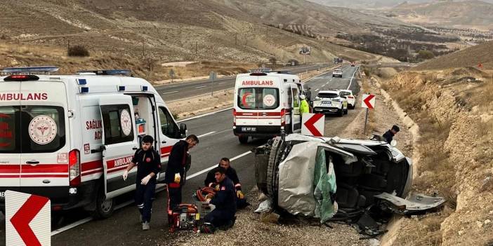 Malatya’da otomobil devrildi: 5 kişi yaralandı