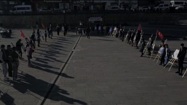 Silvan’da Gazze’deki zulmü anlatan resim sergisi açıldı