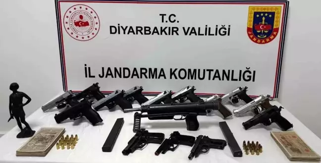 Diyarbakır’da Kaçak Silah ve Tarihi Eser Operasyonu