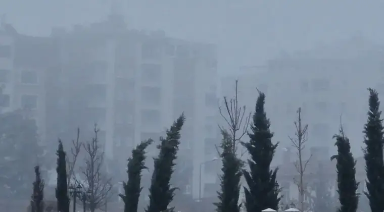 Diyarbakır’da uçak seferleri iptal edildi