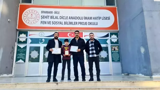 Dicleli öğrenci, ezan okuma yarışmasında Diyarbakır 1’incisi oldu