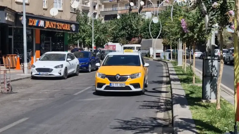 Taksici 340 Bin TL Dolandırıldı