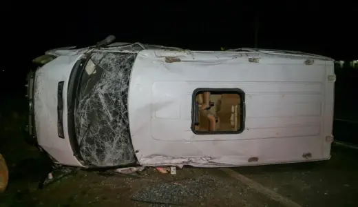 Diyarbakır’da Minibüs Devrildi: 16 Yaralı