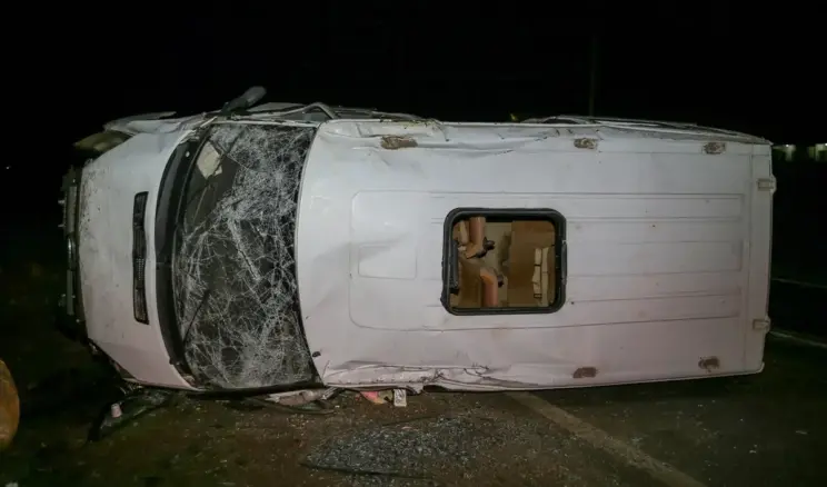 Diyarbakır’da Minibüs Devrildi: 16 Yaralı